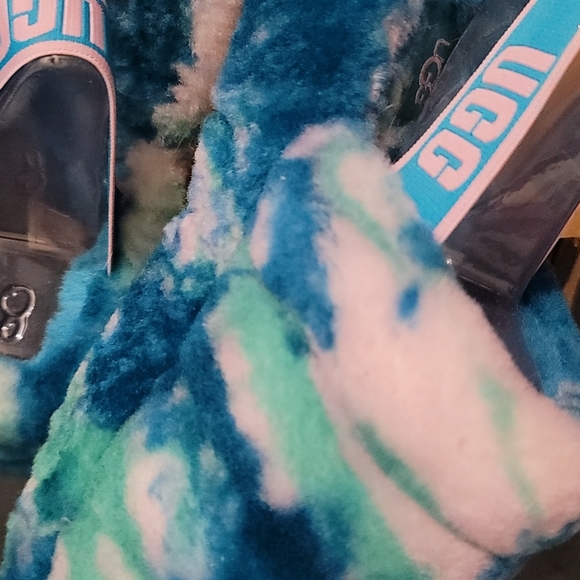 Ugg W8 Fluff Yeah Marble Slide - Picture 9 of 10